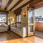 Cantore, Cortina By Short Holidays Daire