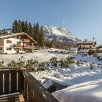 Cantore, Cortina By Short Holidays Daire