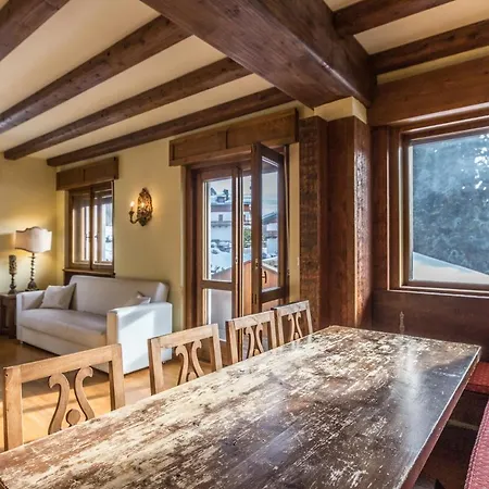 Cantore, Cortina By Short Holidays Appartement *