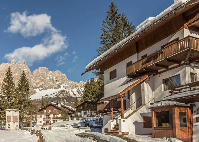 Cantore, Cortina By Short Holidays Cortina d'Ampezzo