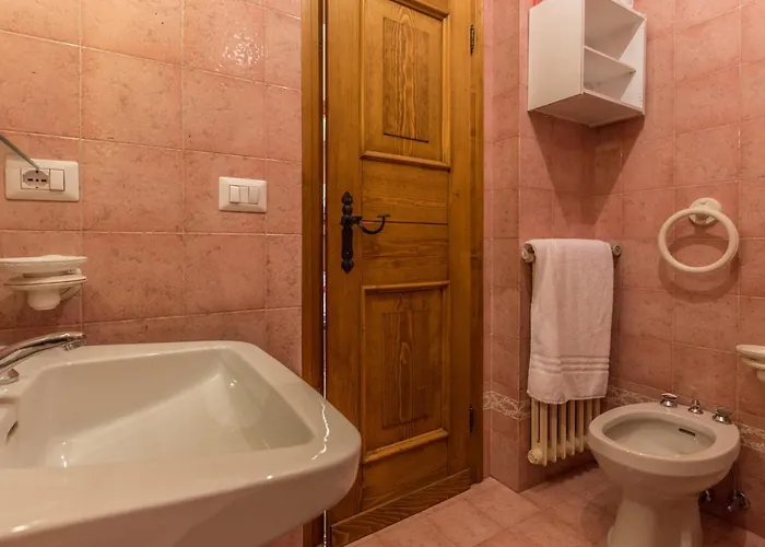 Cantore, Cortina By Short Holidays * Cortina d'Ampezzo