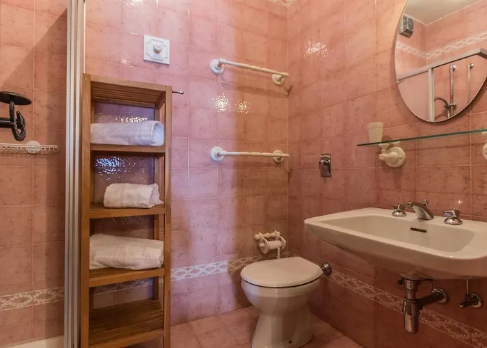 Cantore, Cortina By Short Holidays Apartment *