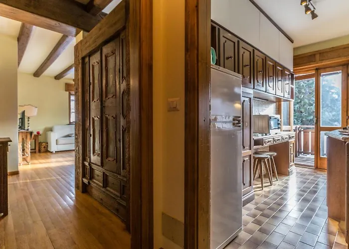 Cantore, Cortina By Short Holidays Apartment *