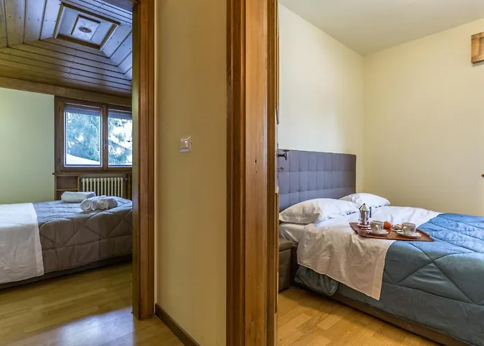 Cantore, Cortina By Short Holidays