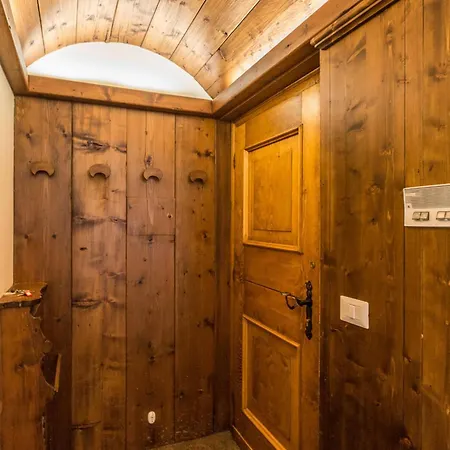 Apartment Cantore, Cortina By Short Holidays *