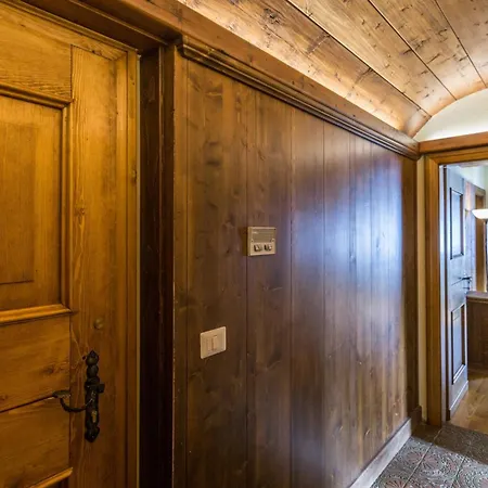 Cantore, Cortina By Short Holidays Lägenhet Cortina dʼAmpezzo