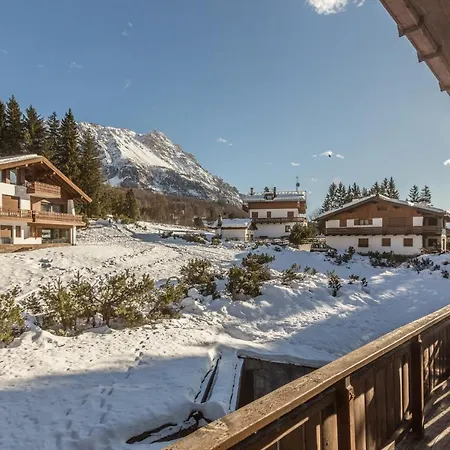 Cantore, Cortina By Short Holidays * 科尔蒂纳丹佩佐